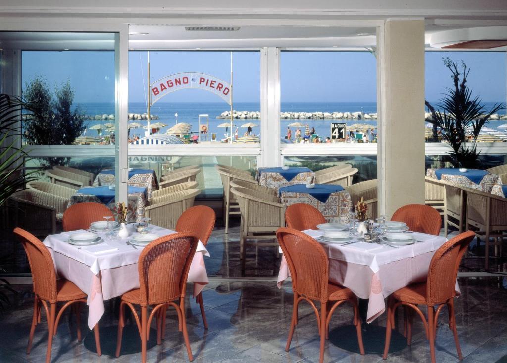 Hotel Titanus Bellaria-Igea Marina Exteriér fotografie