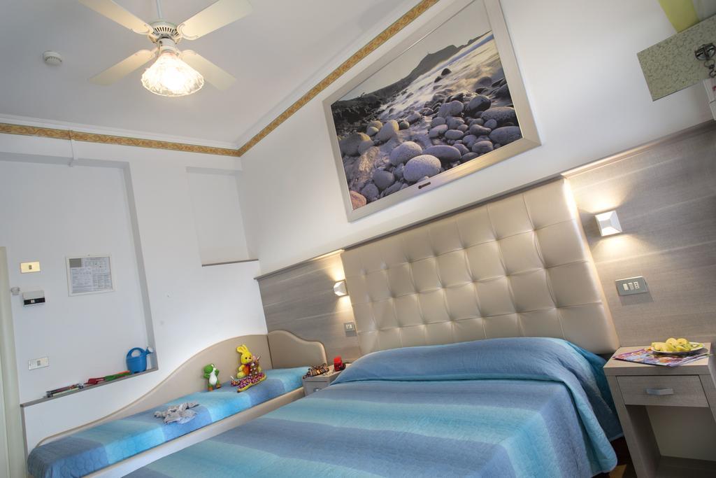 Hotel Titanus Bellaria-Igea Marina Exteriér fotografie