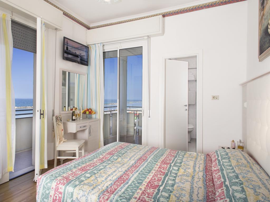 Hotel Titanus Bellaria-Igea Marina Exteriér fotografie