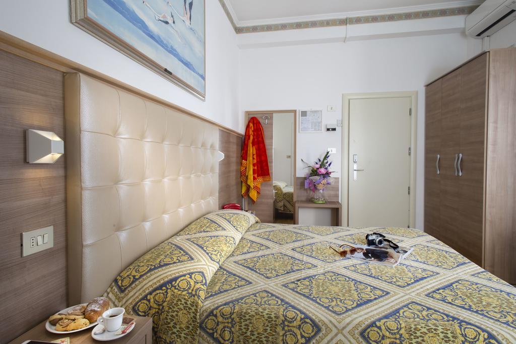 Hotel Titanus Bellaria-Igea Marina Exteriér fotografie